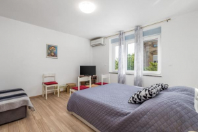Apartment Jakov